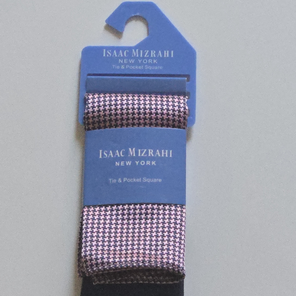 Isaac Mizrahi_ Navy Blue Tie‎ With Pink & Blue Houndstooth Pocket Square Set